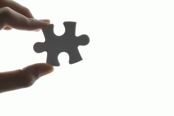 17 نشانه عشق واقعی در یک دختر